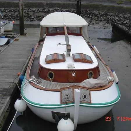 Botel Nocleg Na Jachcie Ruciane-Nida
